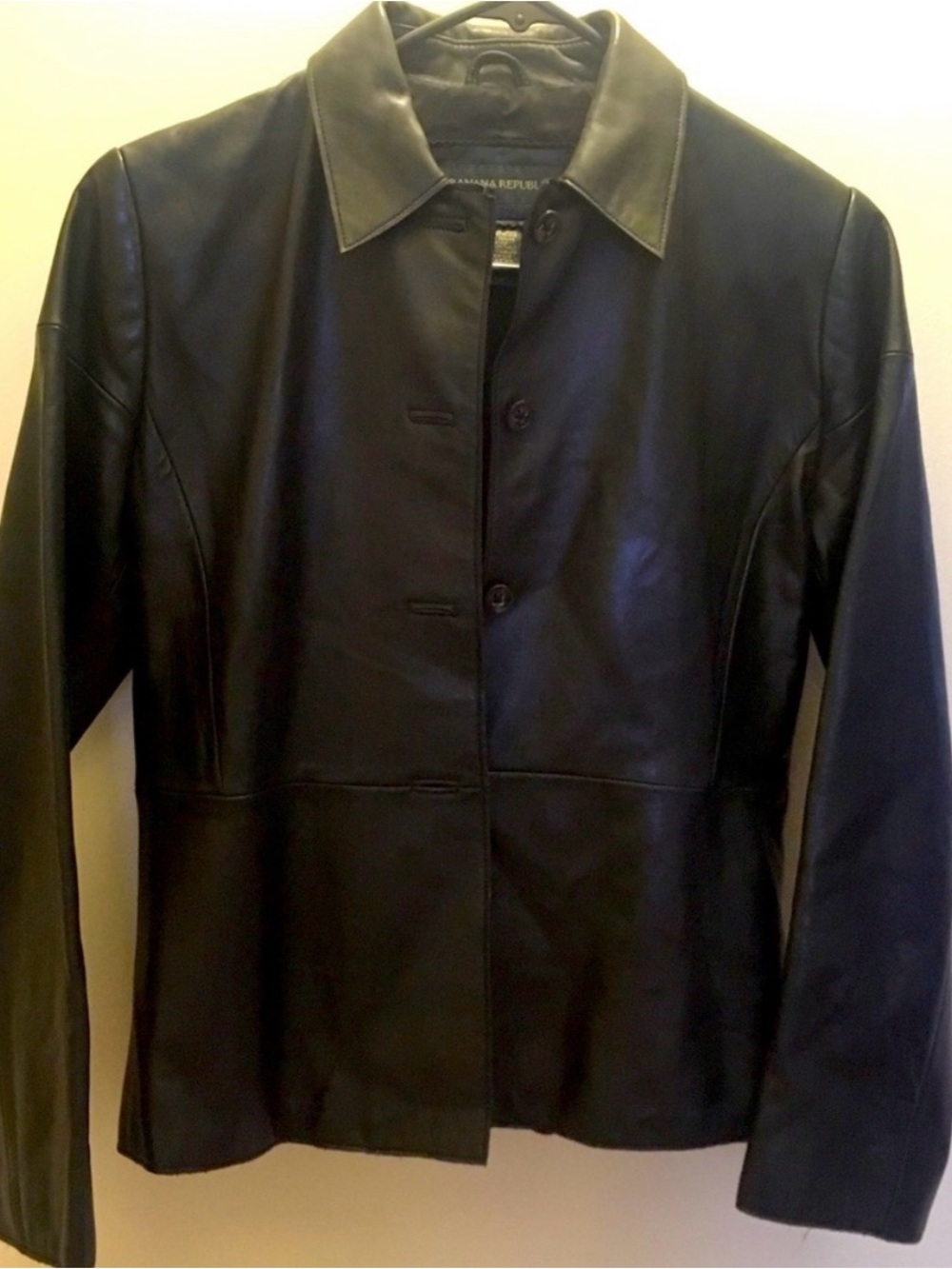 🌸🎉Host Pick🛍✨Banana Republic Genuine Black Leather Button Down Jacket Coat